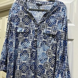 3x, Ava & Gracie , blue white 3/4 sleeve top,